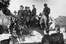 Char Panther allemand capturé par une section du bataillon Zośka sous le commandement de Wacław Micuta
