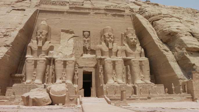 Le magnifique temple d'Abou Simbel fut construit par Ramsès II pour commémorer sa victoire à la bataille de Qadesh en -1274.