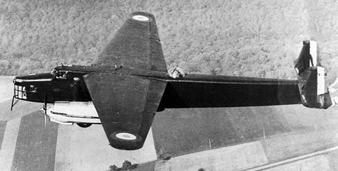 Le Farman est un avion géant pour l'époque.